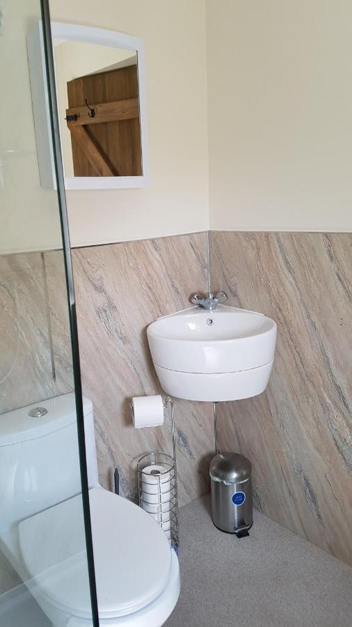 Pet Friendly Beautiful Detached Cottage Close To Spurn Point, Easington And Withersea Kingston upon Hull Bagian luar foto