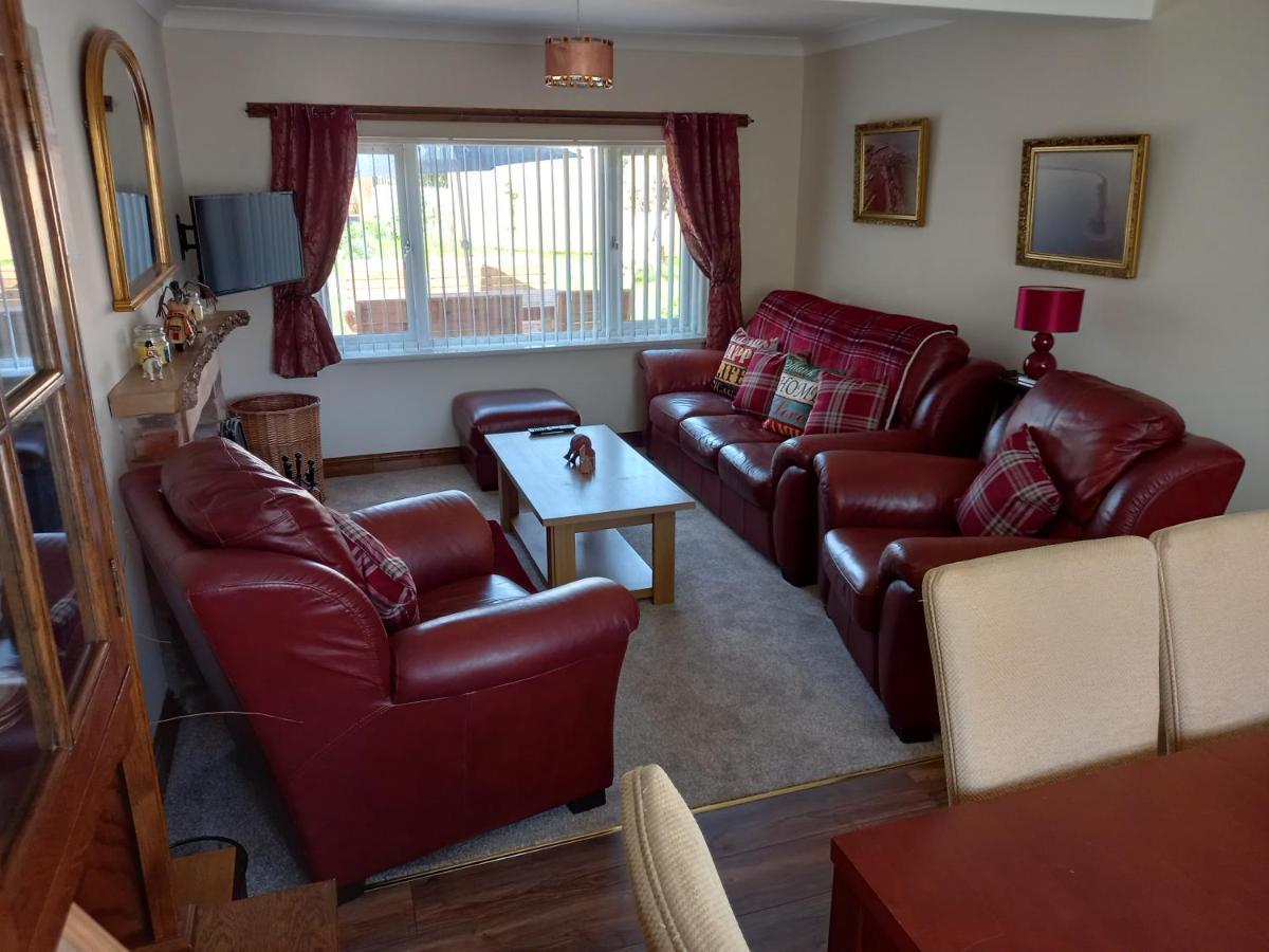 Pet Friendly Beautiful Detached Cottage Close To Spurn Point, Easington And Withersea Kingston upon Hull Bagian luar foto